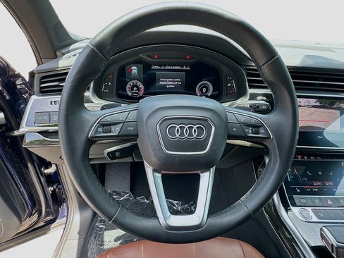 Used 2021 Audi Q7 2.0T Premium Plus w/ Premium Plus Package AWD/4WD image 8