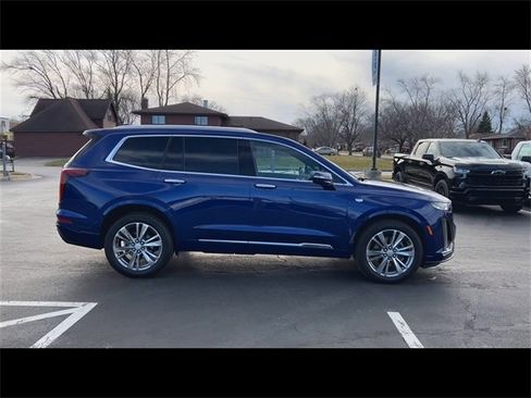 Certified 2024 Cadillac XT6 Premium Luxury w/ LPO, Floor Liner Package image 9