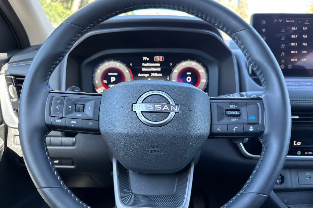 Used 2026 Nissan Rogue SL AWD/4WD image 27