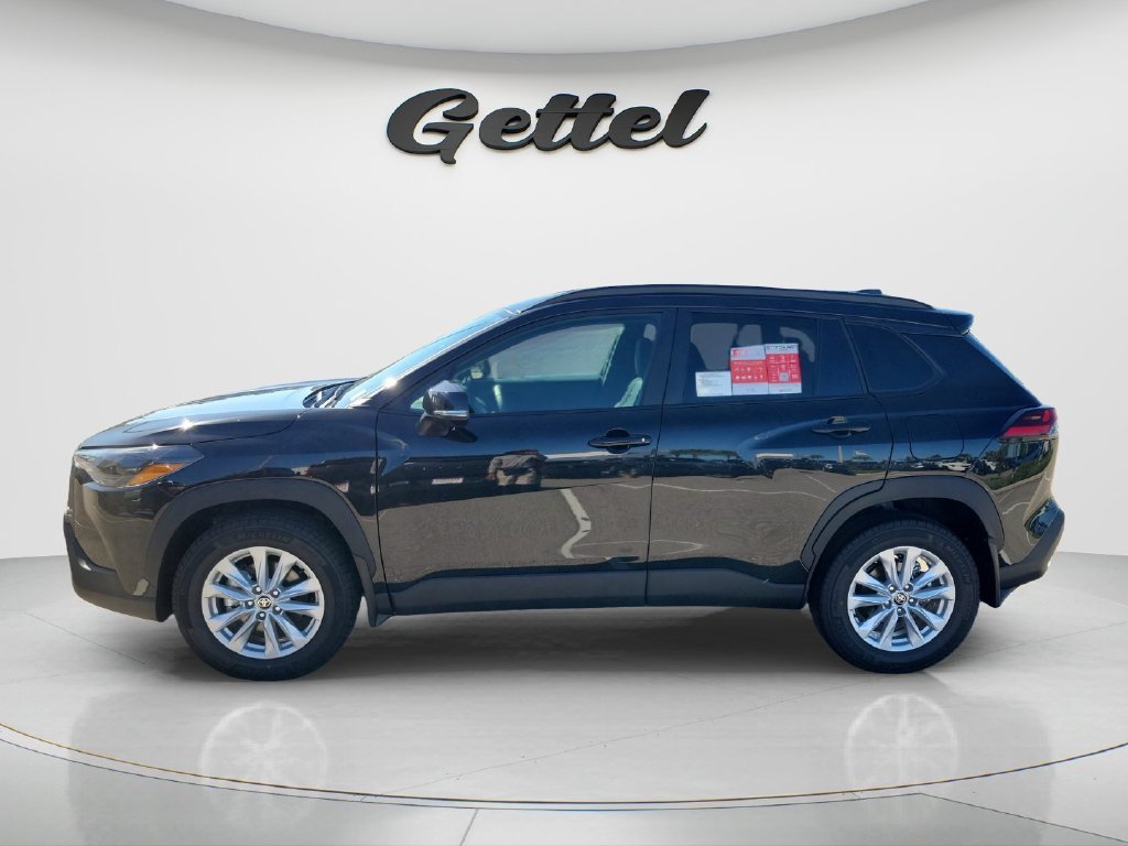 New 2026 Toyota Corolla Cross LE FWD image 8