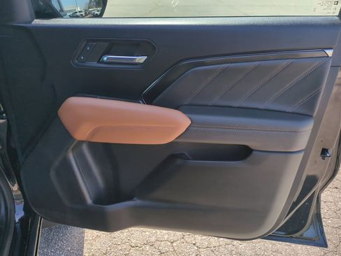 Certified 2023 GMC Canyon AT4 w/ AT4 Premium Package image 27