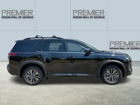 New 2026 Nissan Pathfinder SV w/ SV Premium Package FWD image 4