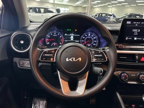 Used 2023 Kia Forte LXS w/ LXS Technology Package FWD image 20