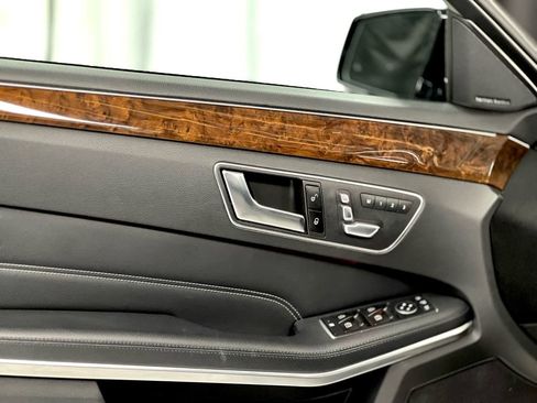 Used 2016 Mercedes-Benz E 350 4MATIC Wagon image 39