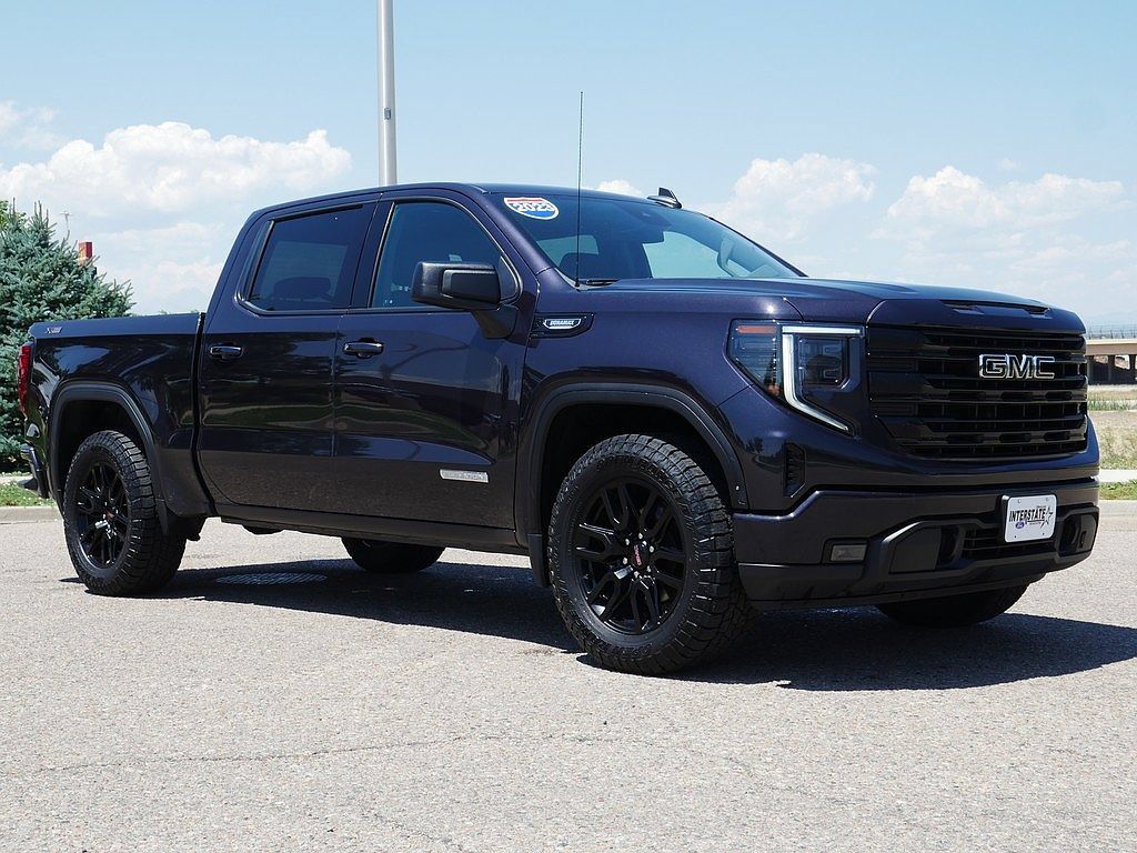 Used 2023 GMC Sierra 1500 Elevation AWD/4WD image 7