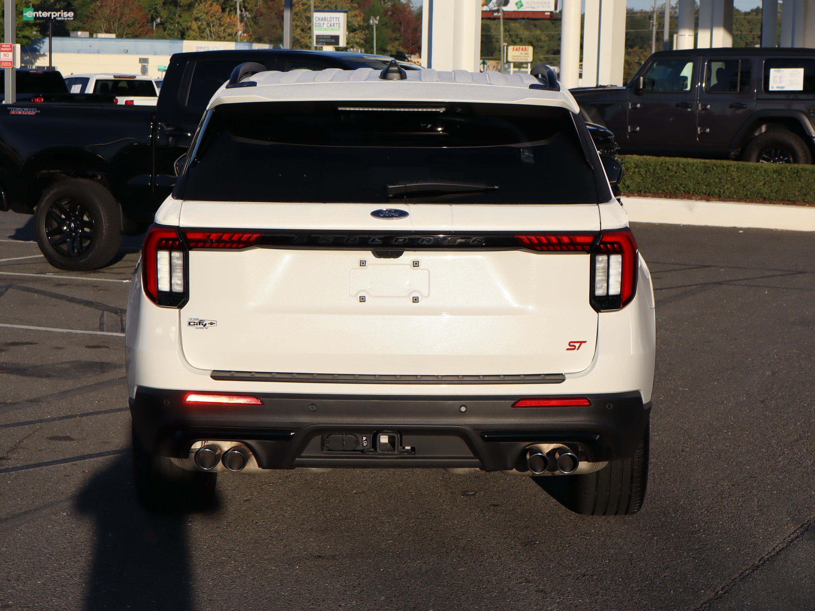 Used 2026 Ford Explorer ST AWD/4WD image 9