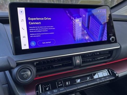 Used 2024 Toyota Prius Prime Premium image 12