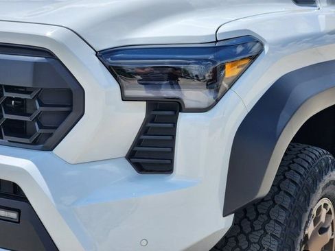 New 2025 Toyota Tacoma Trailhunter image 28