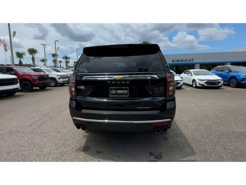 Used 2024 Chevrolet Tahoe Premier RWD image 3