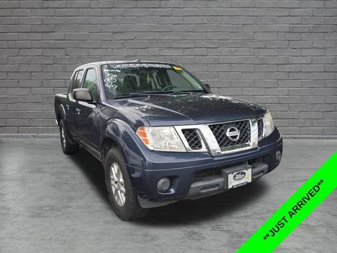 Used 2018 Nissan Frontier SV RWD image 1