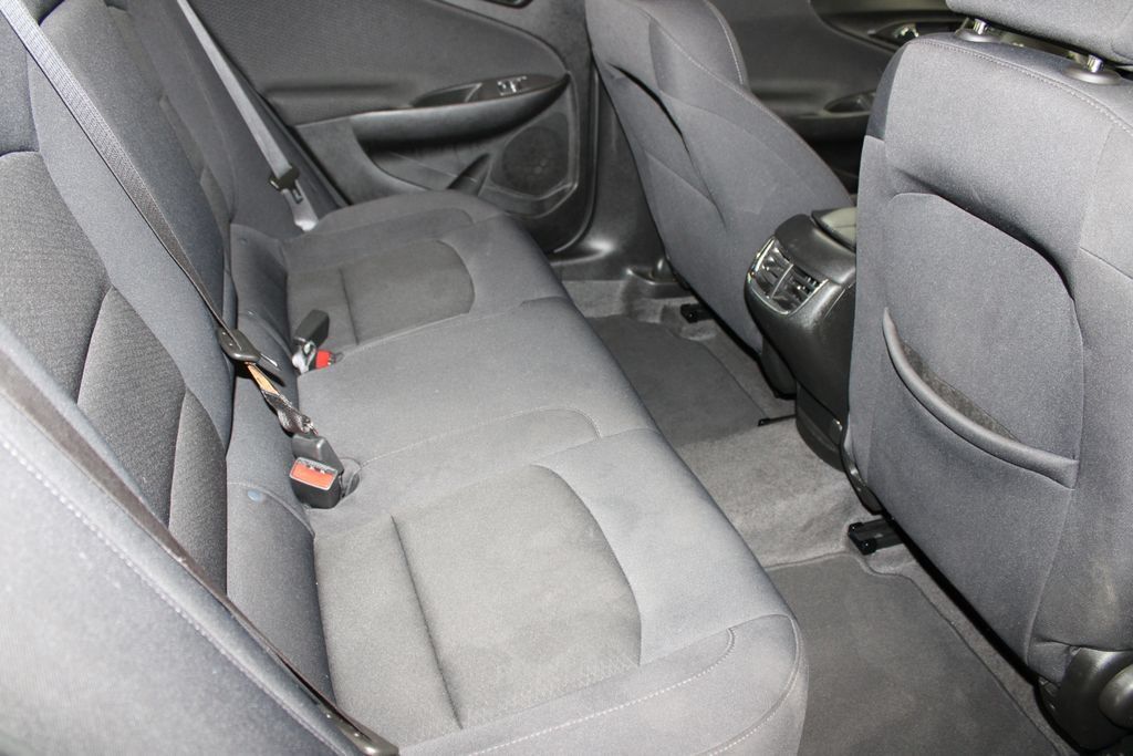 Used 2024 Chevrolet Malibu LT FWD image 22