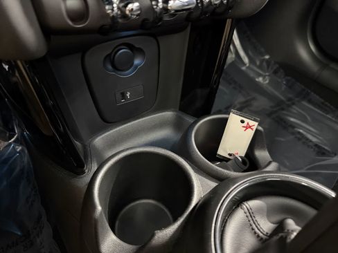 Used 2023 MINI Cooper S FWD image 18