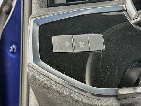 Certified 2025 Audi Q3 2.0T Premium Plus AWD/4WD image 10