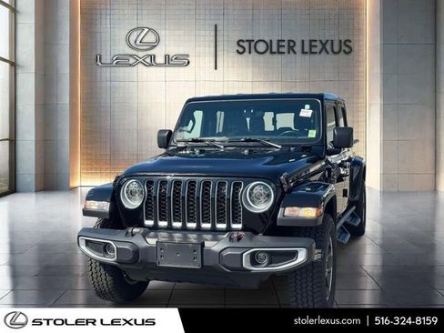 Used 2021 Jeep Gladiator Overland w/ Popular Equipment Package AWD/4WD image 3