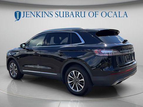 Used 2022 Lincoln Nautilus FWD w/ Premium Package image 5