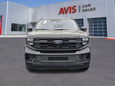 Used 2025 Ford Expedition Max Active image 10