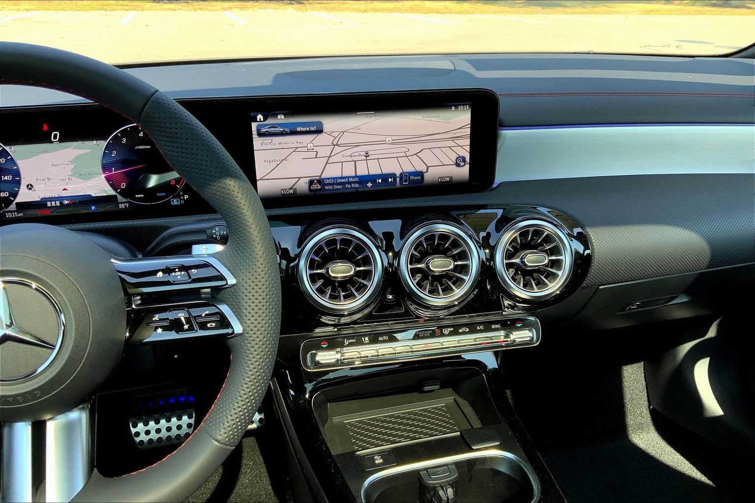 Certified 2026 Mercedes-Benz CLA 250 4MATIC image 6
