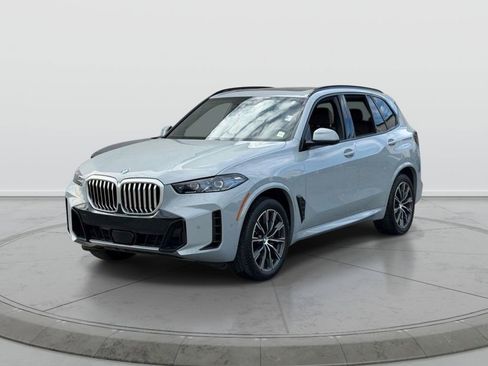 Used 2026 BMW X5 xDrive40i AWD/4WD image 3