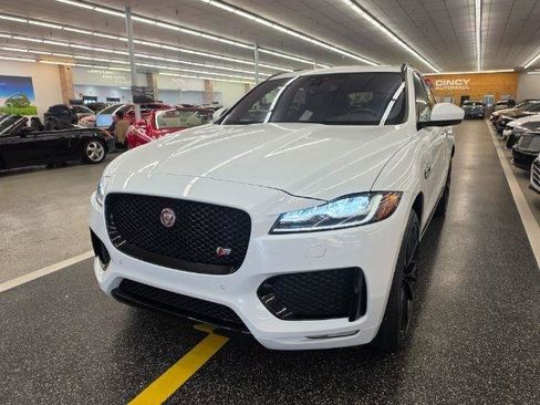 Used 2018 Jaguar F-PACE S AWD/4WD image 1