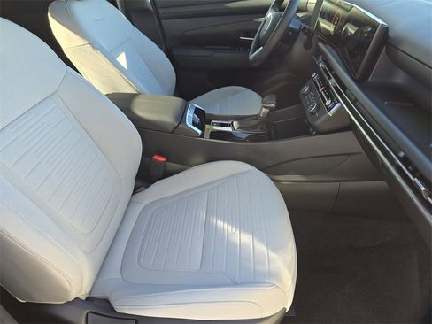 New 2026 Hyundai Santa Cruz SE image 15