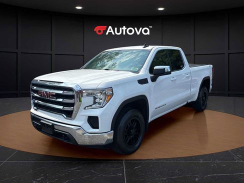 Used 2020 GMC Sierra 1500 SLE w/ Remote Start Package AWD/4WD image 1