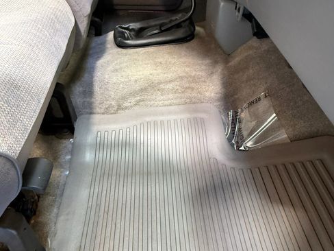 Used 1994 Dodge Ram 1500 Truck 4x4 Regular Cab image 29