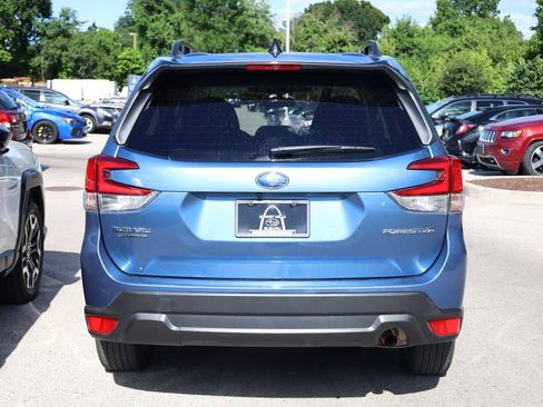 Certified 2024 Subaru Forester Premium AWD/4WD image 5