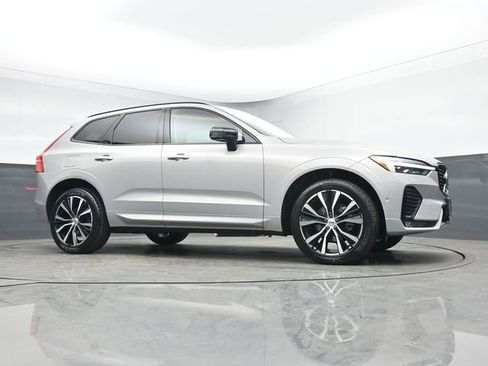 Used 2023 Volvo XC60 B5 Plus w/ Climate Package AWD/4WD image 37