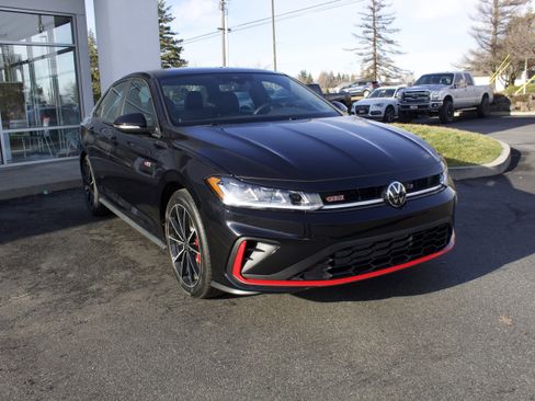 New 2026 Volkswagen Jetta GLI Autobahn FWD image 3