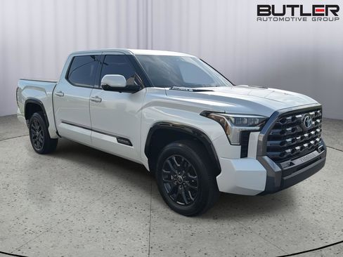 Used 2022 Toyota Tundra Platinum AWD/4WD image 8