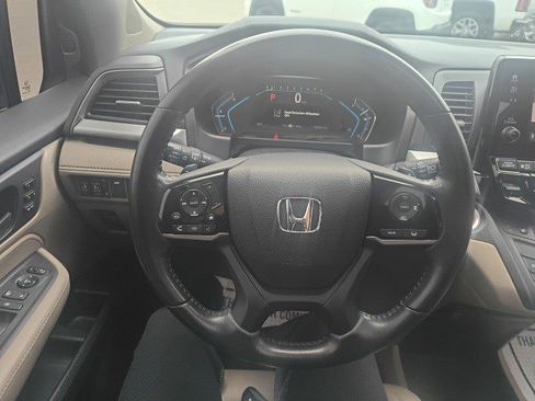 Used 2018 Honda Odyssey EX-L image 20