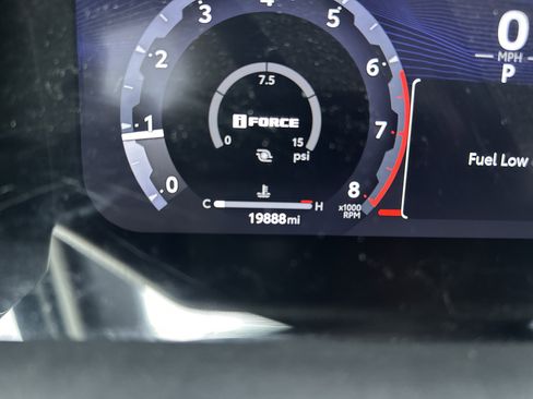 Used 2024 Toyota Tacoma TRD Off-Road image 20