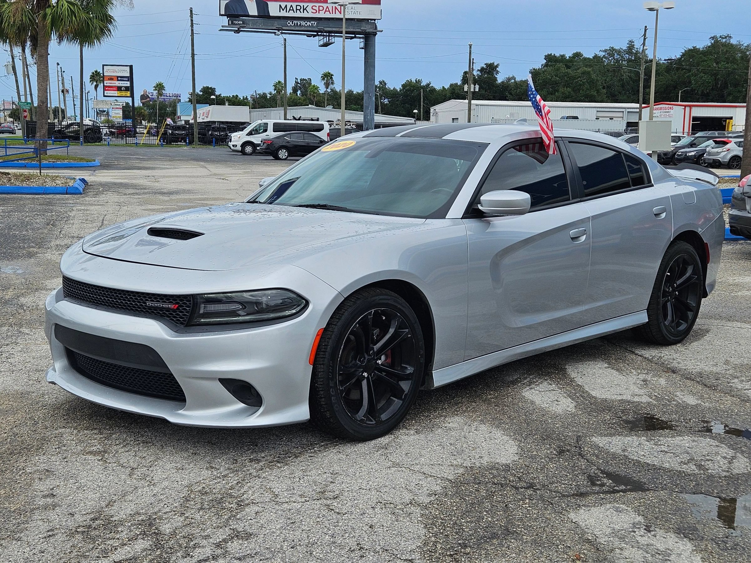 Used 2020 Dodge Charger R/T RWD image 3