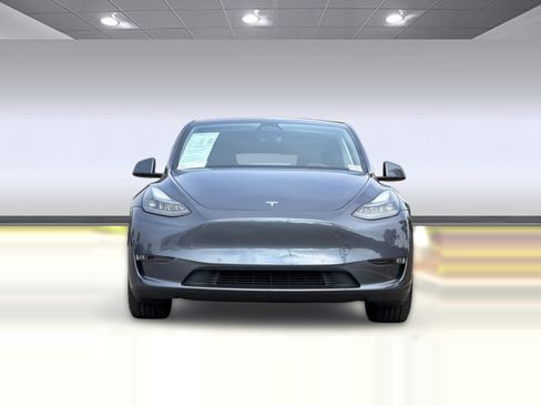Used 2022 Tesla Model Y Performance AWD/4WD image 5