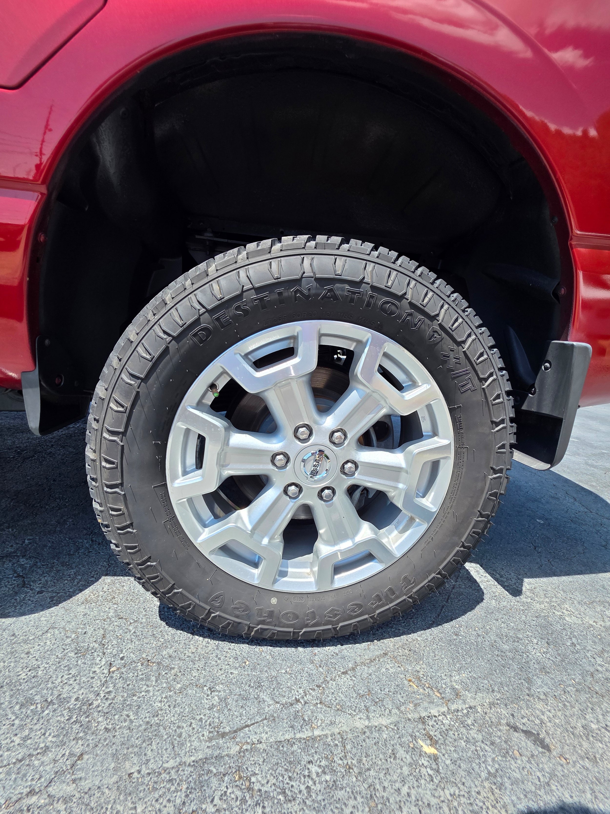 Used 2016 Nissan Titan SV AWD/4WD image 24