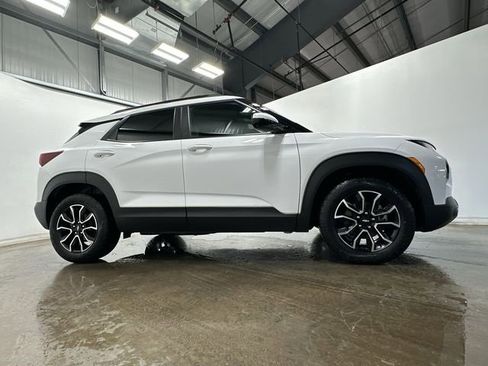 Used 2022 Chevrolet TrailBlazer ACTIV image 3