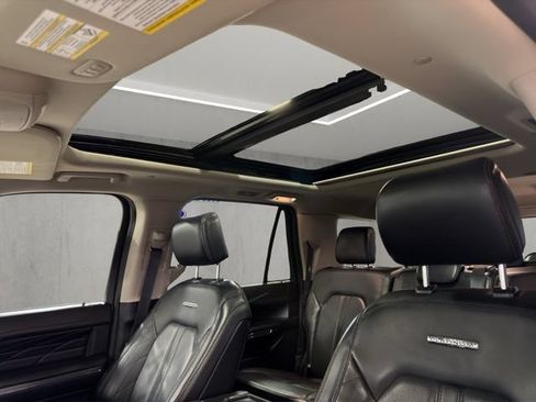 Used 2020 Ford Expedition Max Platinum AWD/4WD image 3