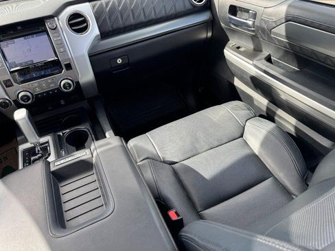 Used 2017 Toyota Tundra image 14