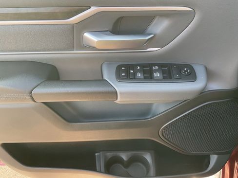 Used 2021 RAM 1500 Big Horn image 11