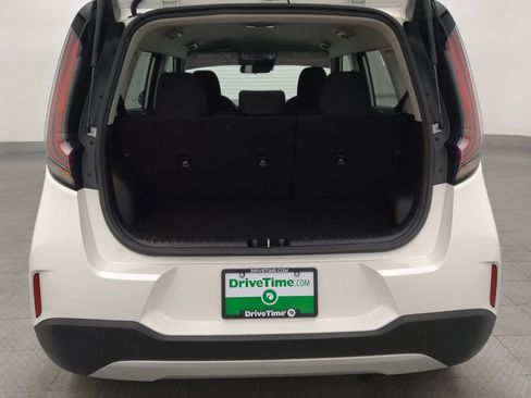 Used 2023 Kia Soul LX w/ LX Technology Package image 29