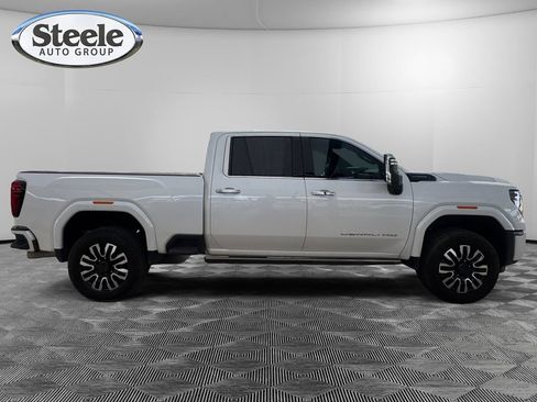 Used 2024 GMC Sierra 2500 Denali Ultimate w/ Max Trailering Package AWD/4WD image 6