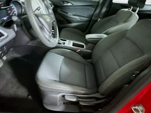 Used 2017 Chevrolet Cruze LS image 13