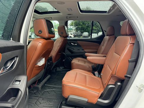 Used 2020 Chevrolet Traverse High Country FWD image 31