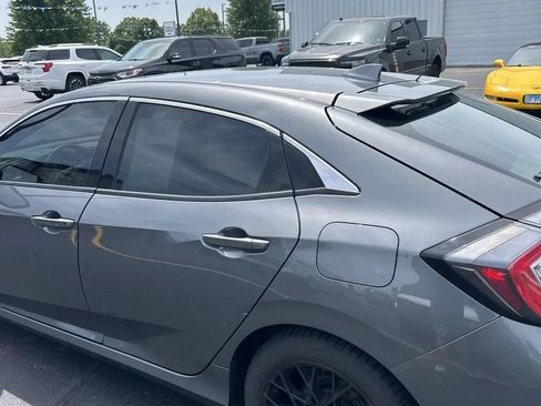 Used 2017 Honda Civic EX image 6