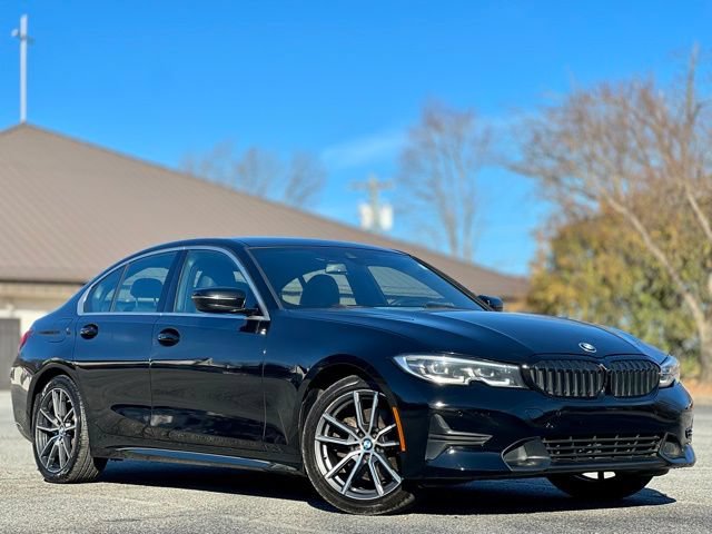 Used 2021 BMW 330i Sedan w/ Convenience Package RWD image 3