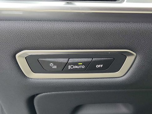 Used 2026 BMW X7 xDrive40i w/ M Sport Package image 21