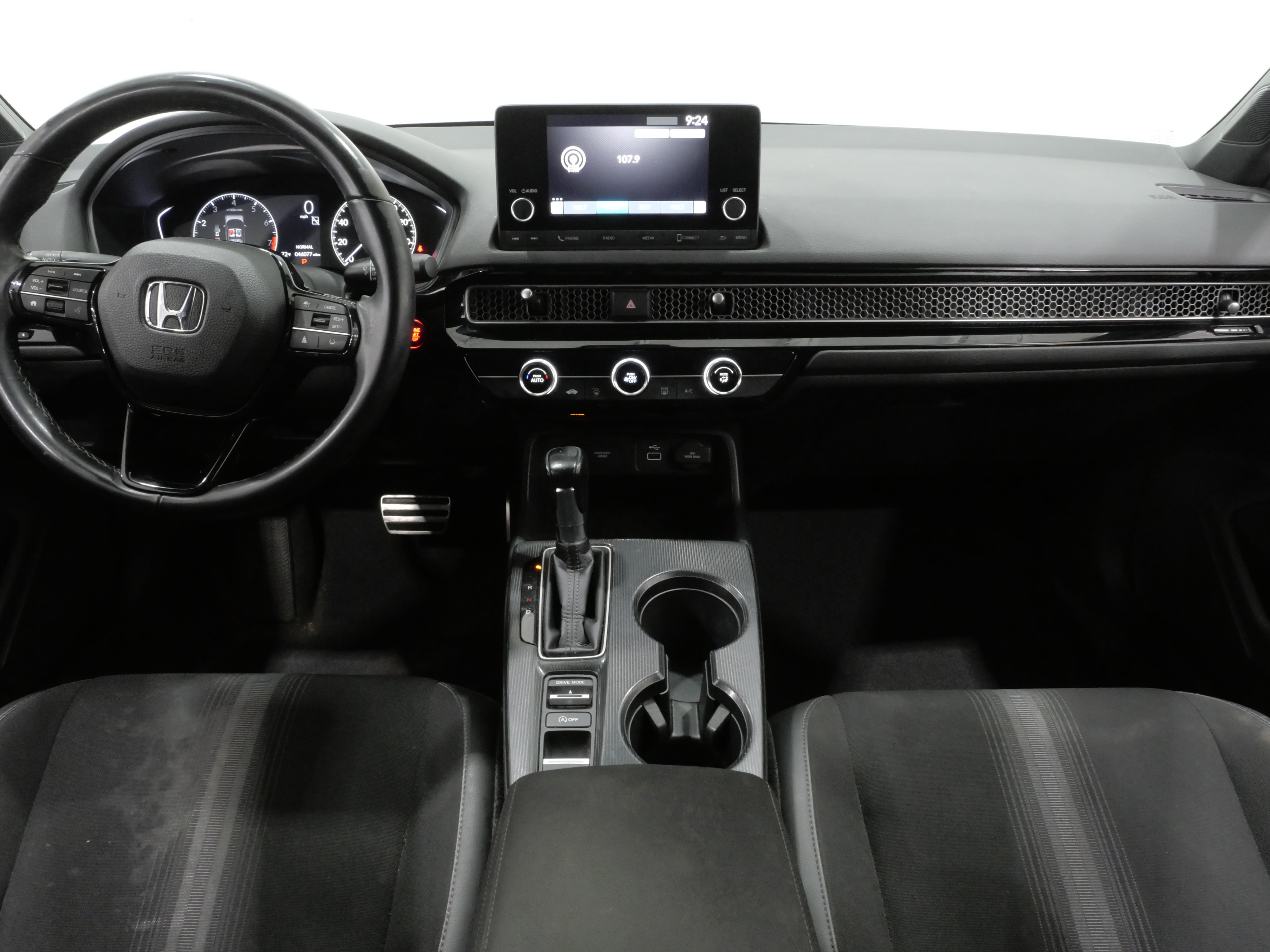 Used 2024 Honda Civic Sport image 10