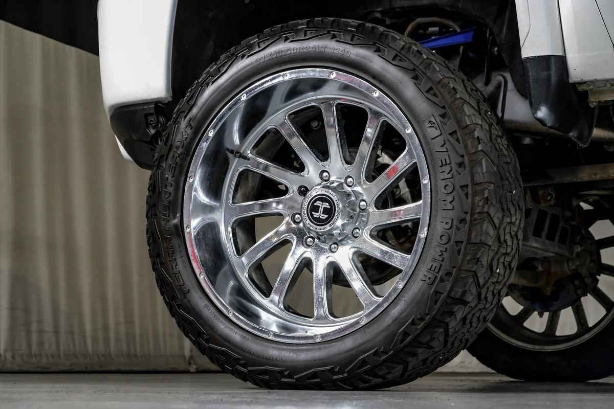 Used 2022 GMC Sierra 2500 Denali w/ Denali Ultimate Package AWD/4WD image 55