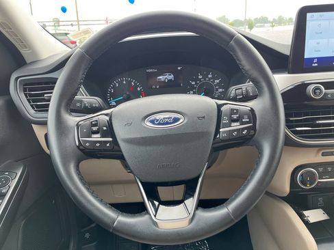 Used 2022 Ford Escape SEL AWD/4WD image 18