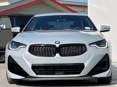 Used 2023 BMW 230i Coupe w/ M Sport Package image 8